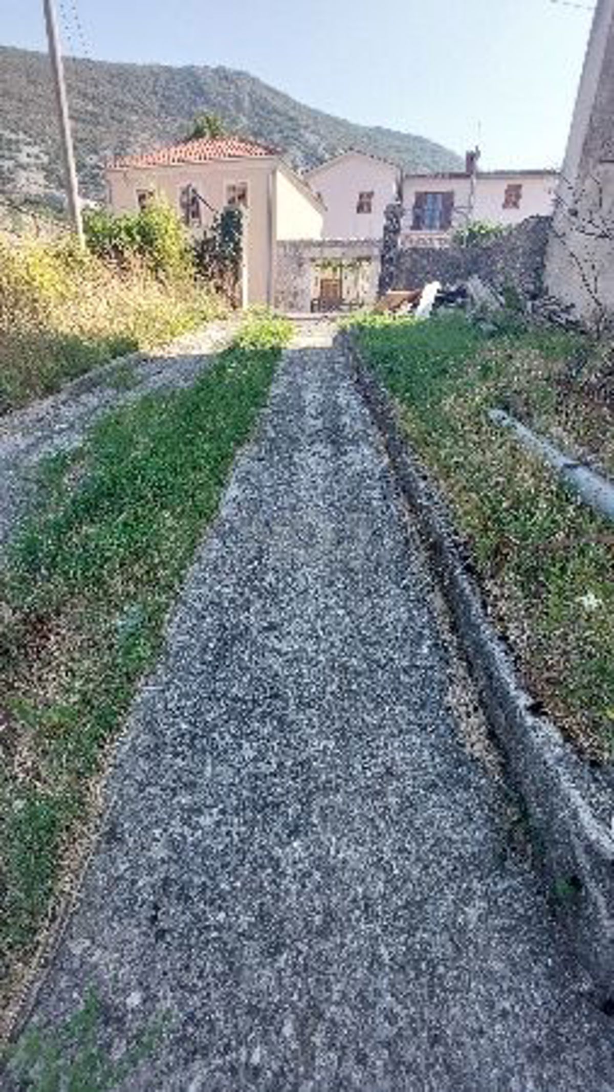 Okolica Kraljevice - Gospodova kamnita hiša za obnovo