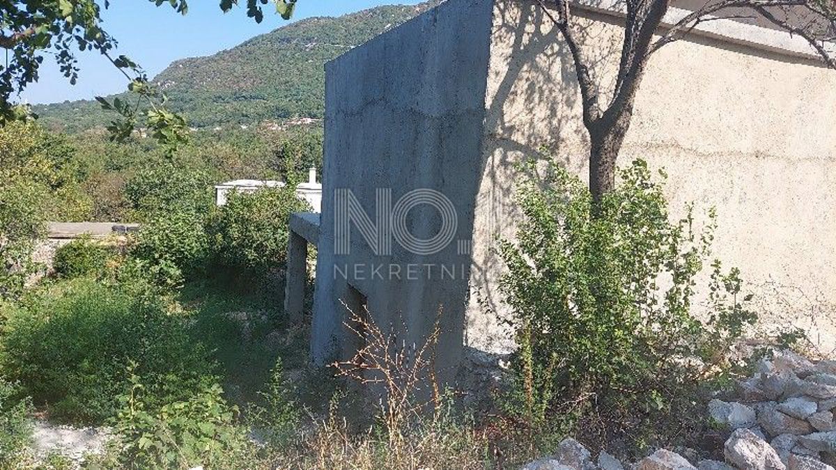 Okolica Kraljevice - Gospodova kamnita hiša za obnovo