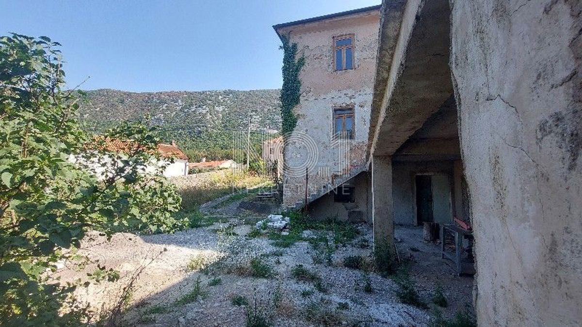 Okolica Kraljevice - Gospodova kamnita hiša za obnovo
