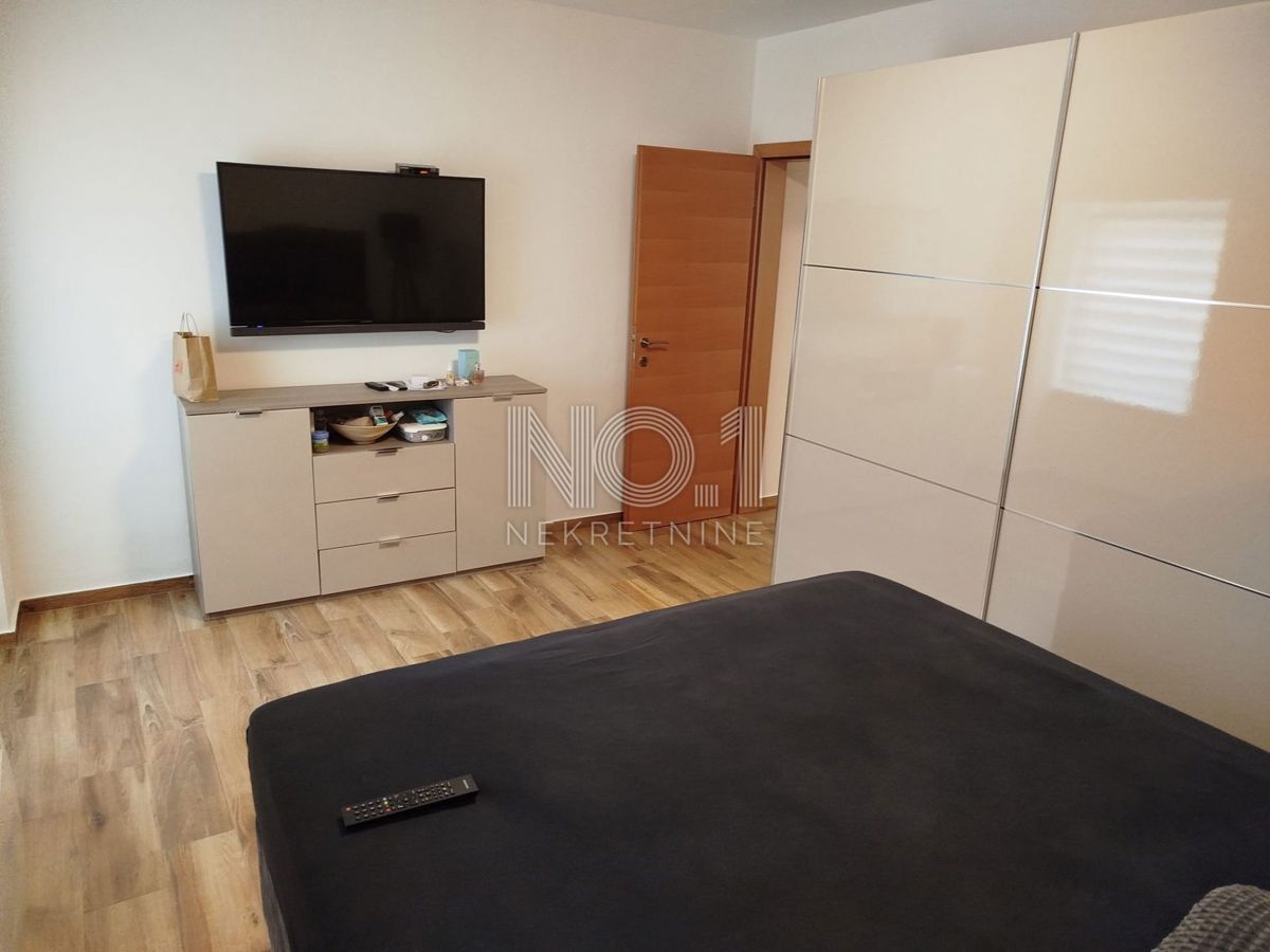 Vodnjan - prenovljena kamnita hiša v samem centru