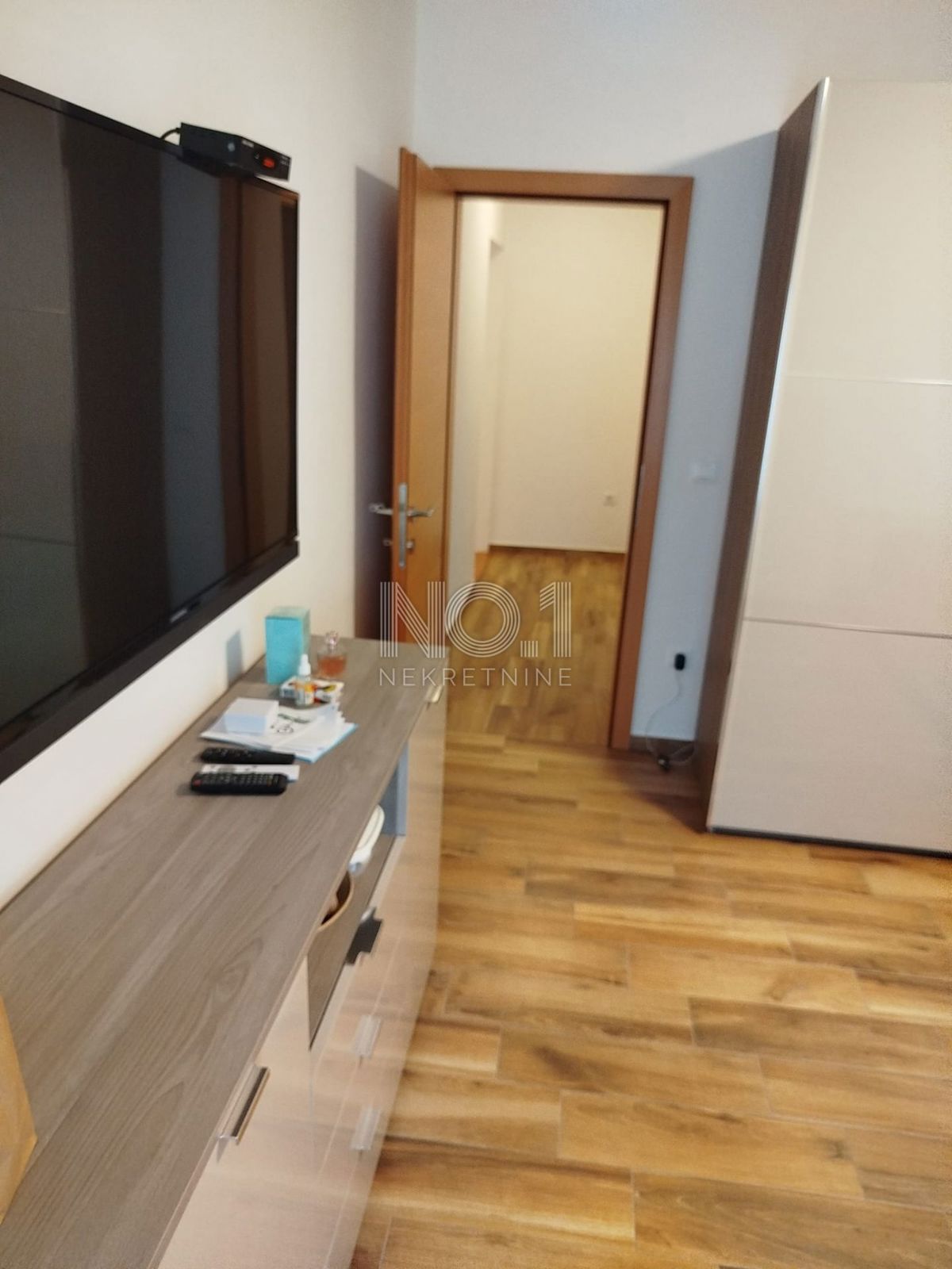 Vodnjan - prenovljena kamnita hiša v samem centru