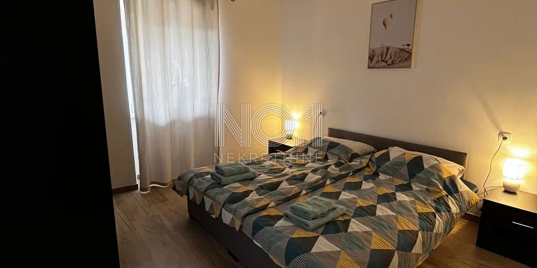 Malinska - prodaja hiše s 5 apartmaji za investicijo