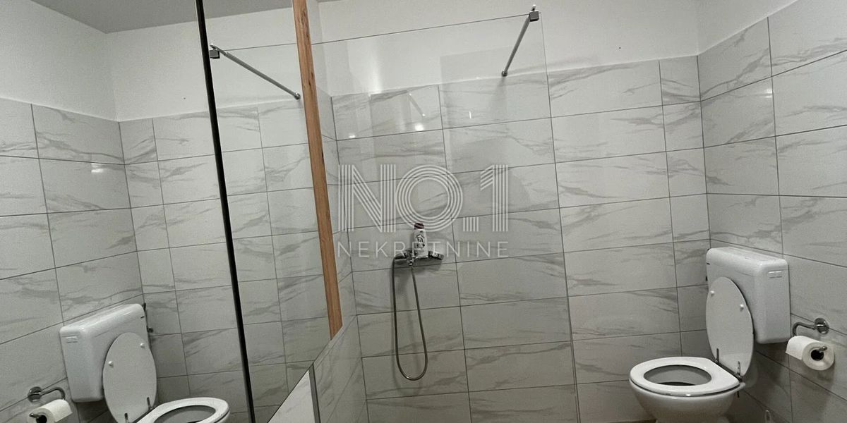 Malinska - prodaja hiše s 5 apartmaji za investicijo