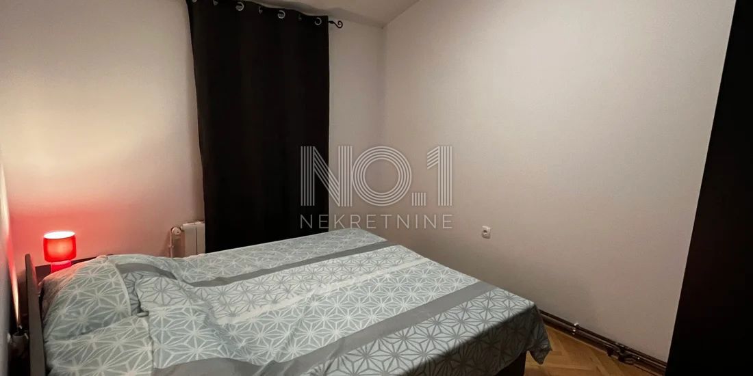 Malinska - prodaja hiše s 5 apartmaji za investicijo