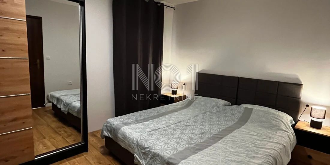 Malinska - prodaja hiše s 5 apartmaji za investicijo