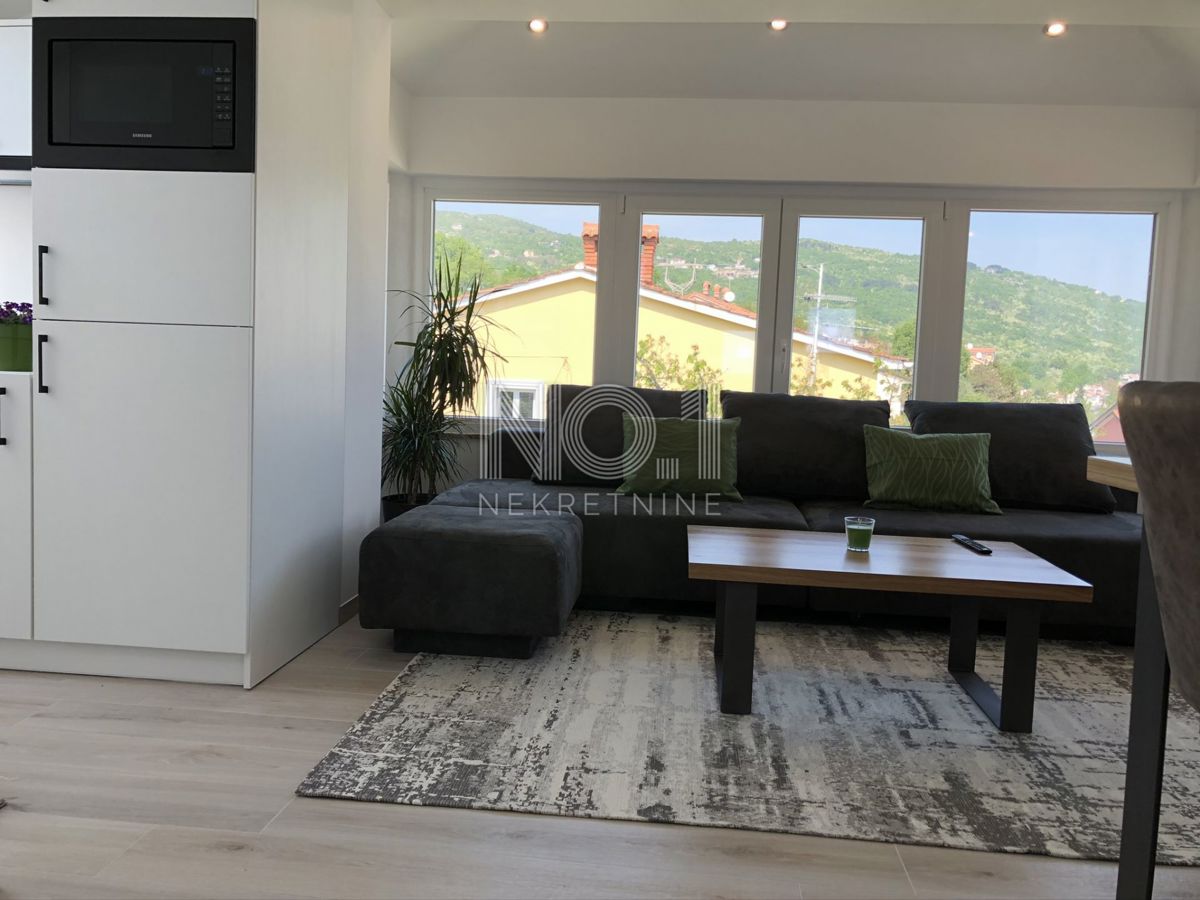 Opatija, okolica - prodamo vilo z 8 apartmaji