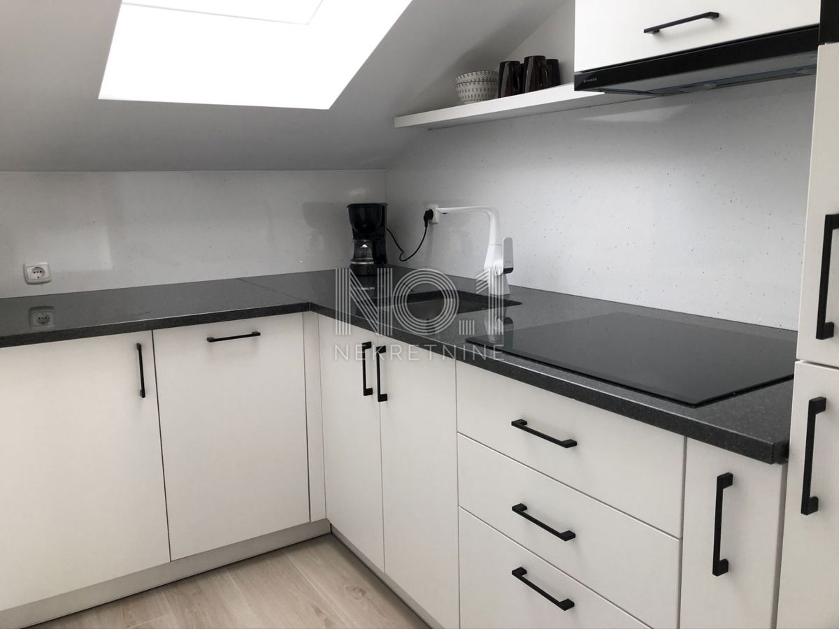 Opatija, okolica - prodamo vilo z 8 apartmaji