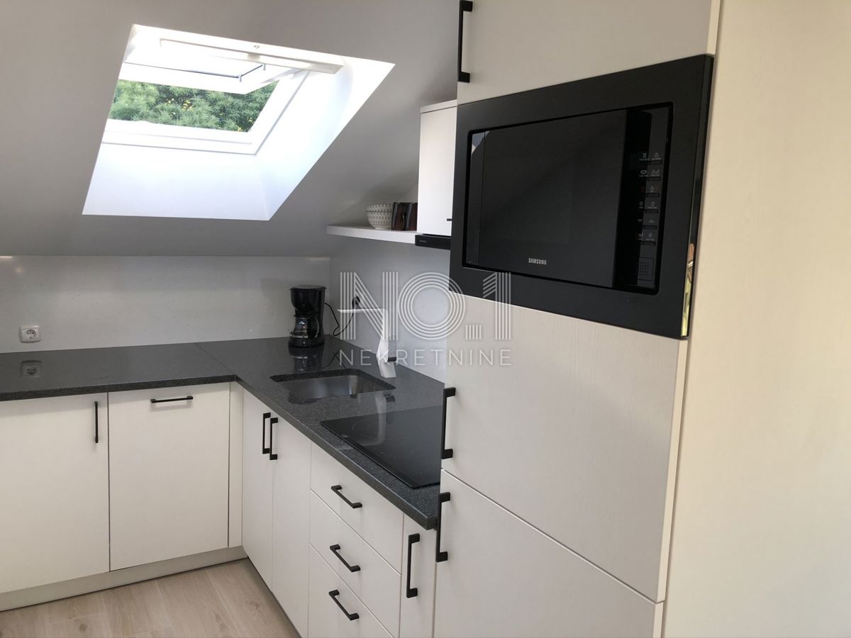 Opatija, okolica - prodamo vilo z 8 apartmaji