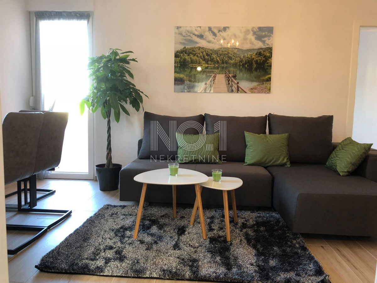 Opatija, okolica - prodamo vilo z 8 apartmaji