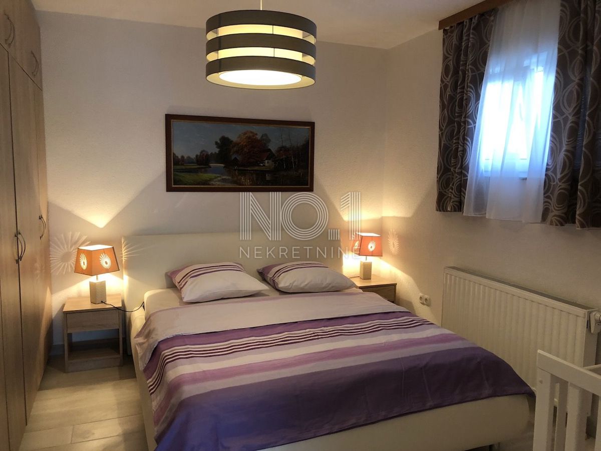Opatija, okolica - prodamo vilo z 8 apartmaji