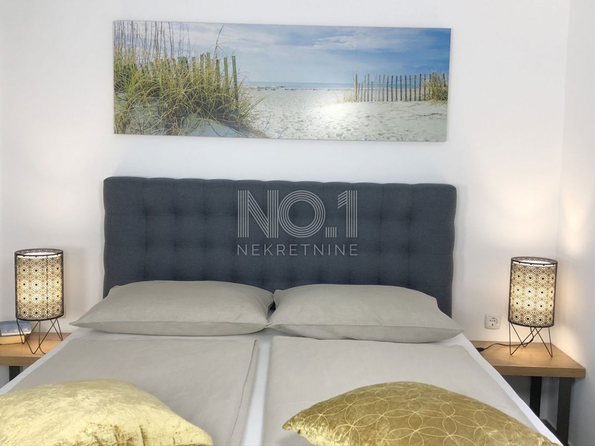 Opatija, okolica - prodamo vilo z 8 apartmaji