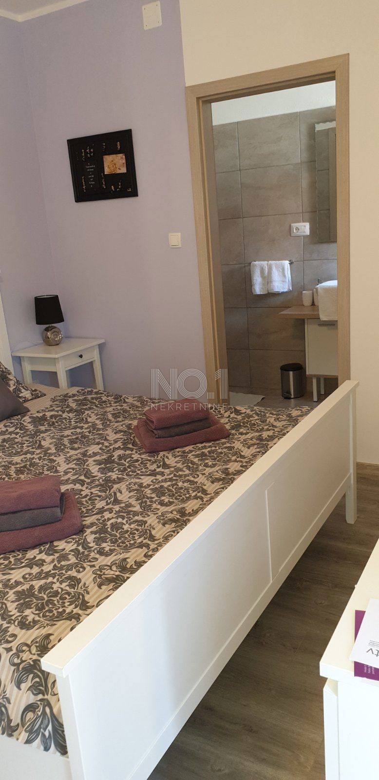 Krk, Pinezići - vila z bazenom in savno