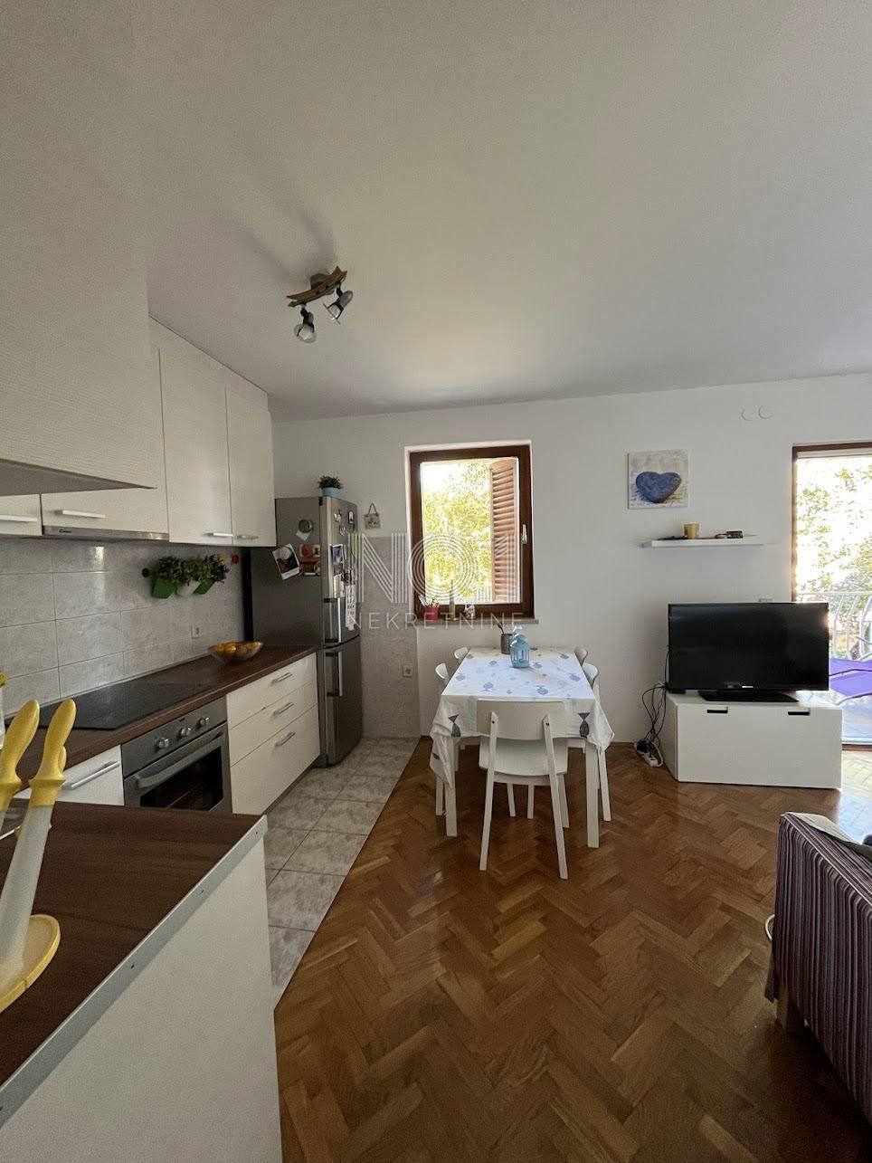 Malinska - prodaja enosobnega apartmaja z balkonom