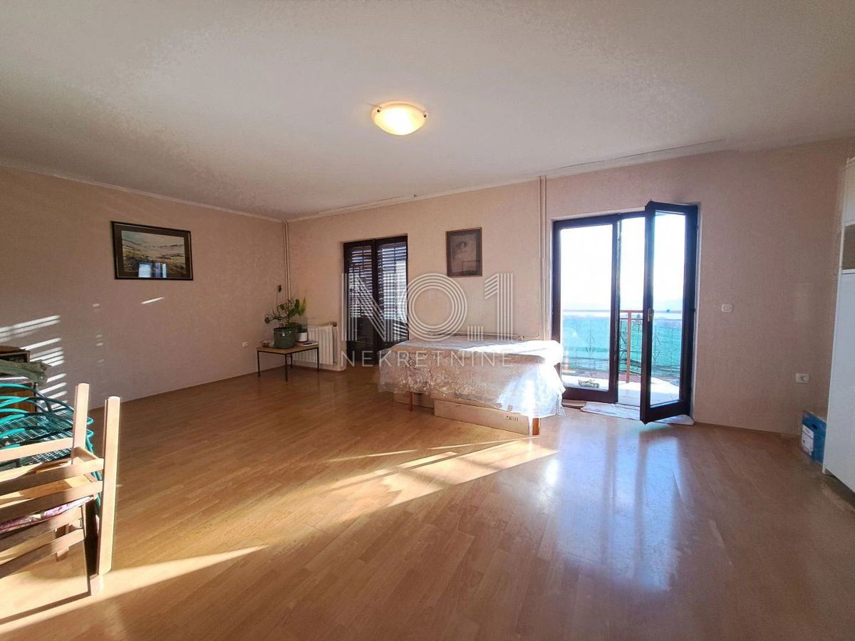 Kastav, Spinčići - prodaja dvosobnega stanovanja s pogledom na morje
