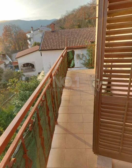 Kastav, Spinčići - prodaja dvosobnega stanovanja s pogledom na morje
