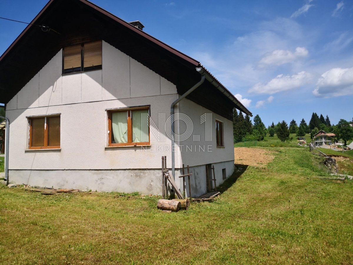 Čabar - prodaja vseljive hiše z malo vložka