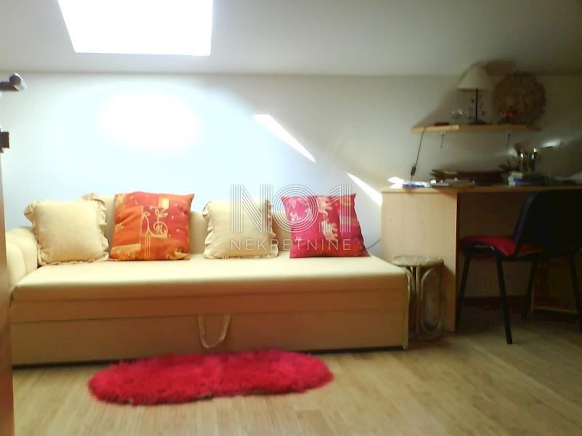 Škurinje - prodaja dvoetažnega apartmaja s pogledom na morje