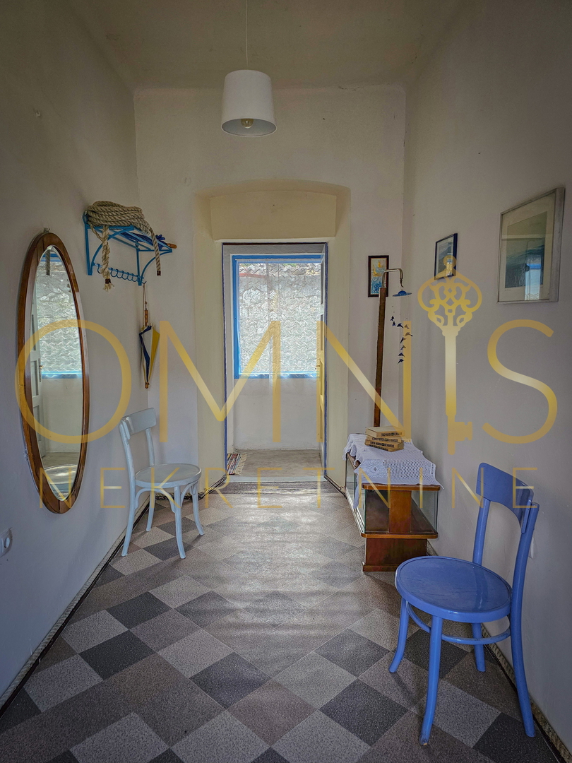 Bakar, hiša z vrtom!