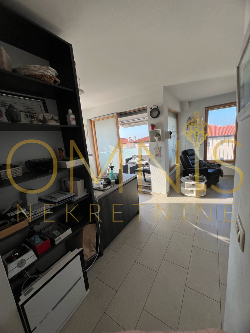 Prodaja stanovanja z garažo 84 m2 – Srdoči, Reka