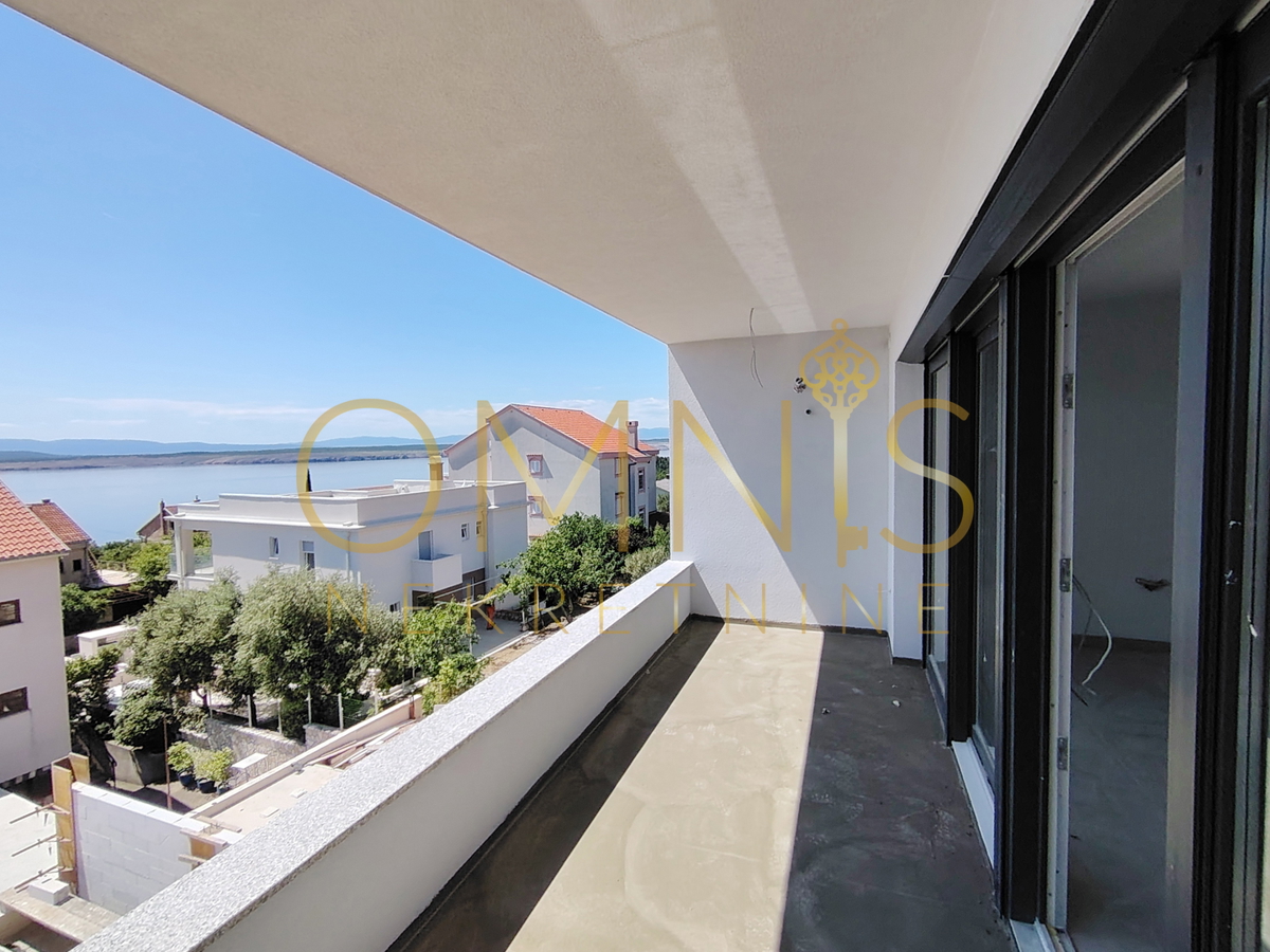 Stanovanje z razgledom na morje in velikimi balkoni – 126 m²