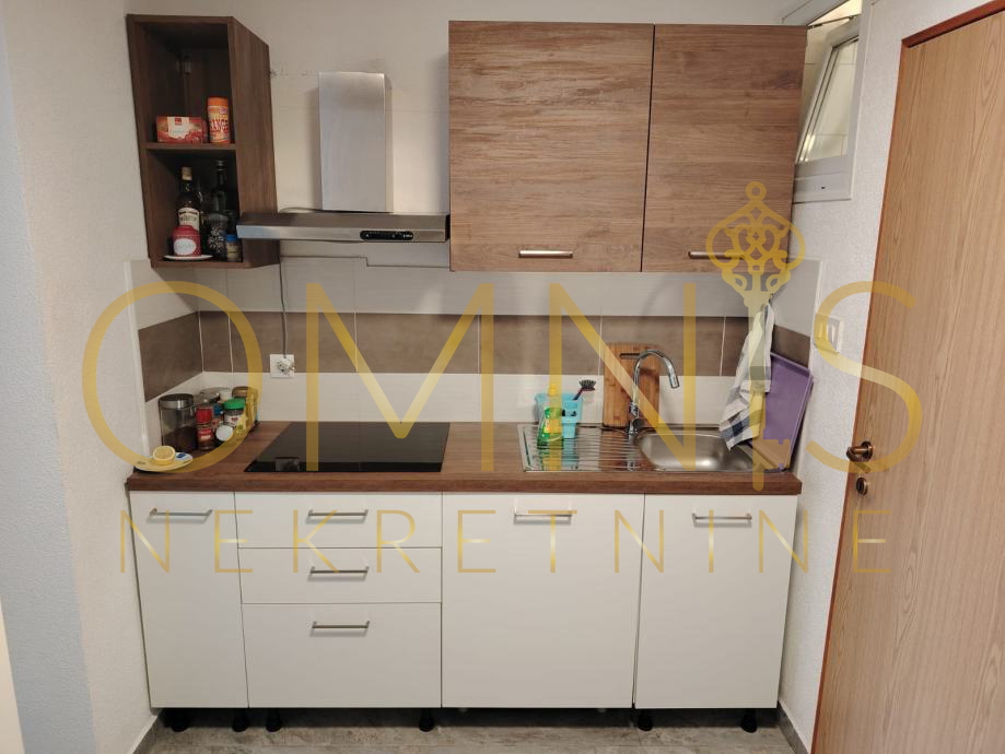 Novi Vinodolski, stanovanje 75 m2, 3 sobe + dnevna soba, prodaja!