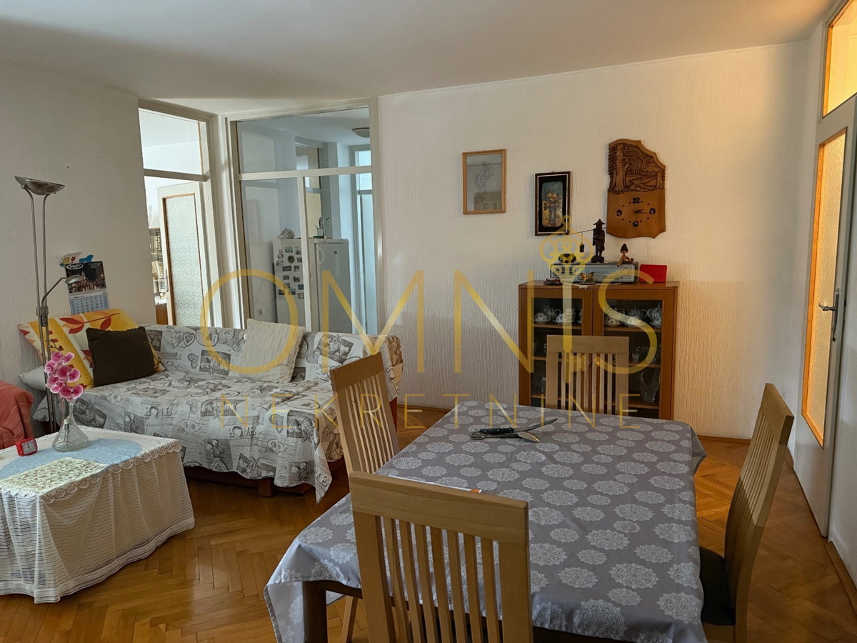RIJEKA – GORNJA VEŽICA, trisobno stanovanje z dnevno sobo, 91 m²