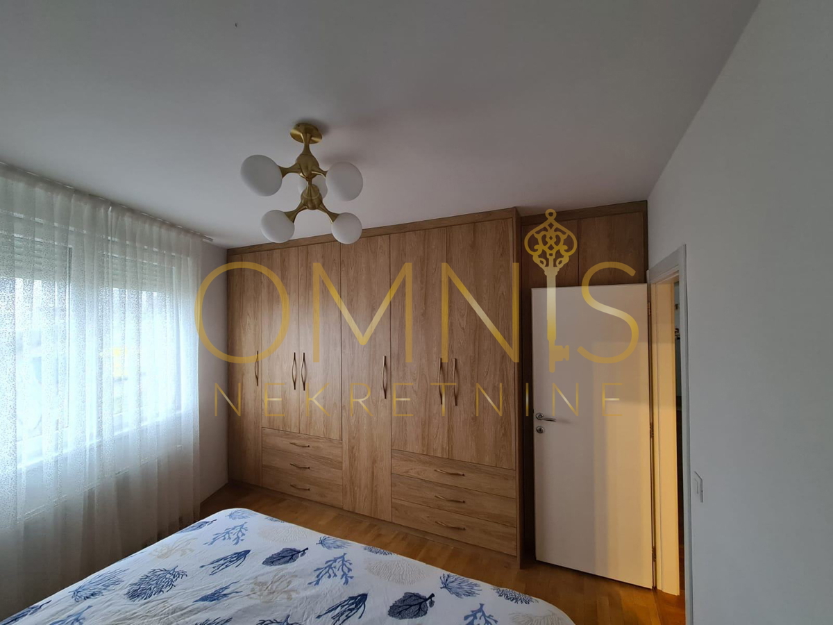Rijeka, Donja Drenova – sodobno trisobno stanovanje 79 m² z ložo