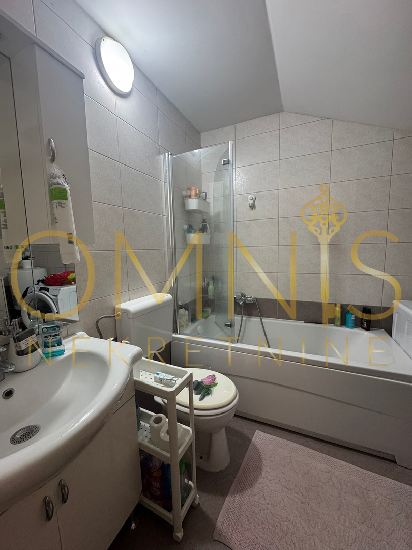 Viškovo, dvoetažno stanovanje 86 m² s teraso in shrambo