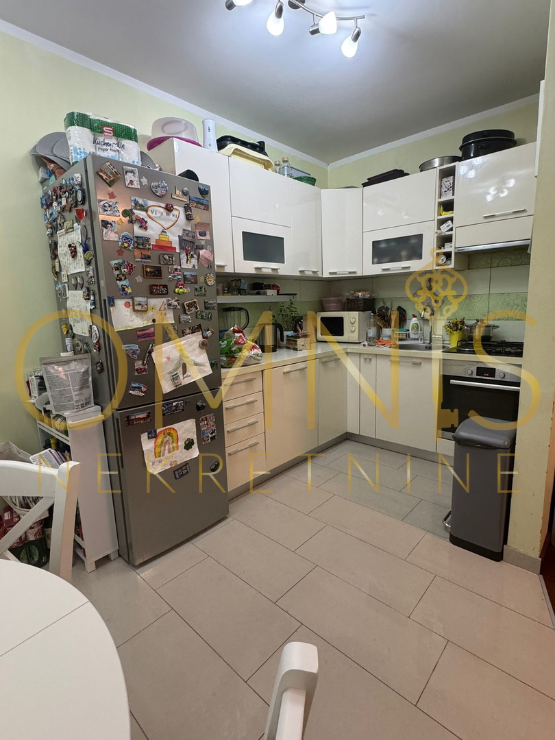 Viškovo, dvoetažno stanovanje 86 m² s teraso in shrambo