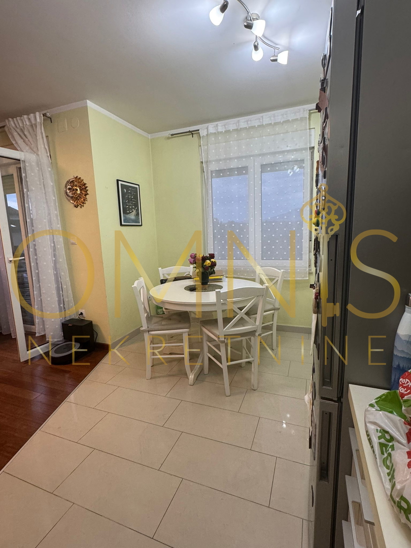 Viškovo, dvoetažno stanovanje 86 m² s teraso in shrambo