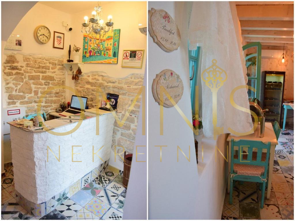 FAŽANA – RESTAVRACIJA IN BOUTIQUE HOTEL Z DEDIŠČINO V 500 LET STARI ZGRADBI, 100 m OD MORJA