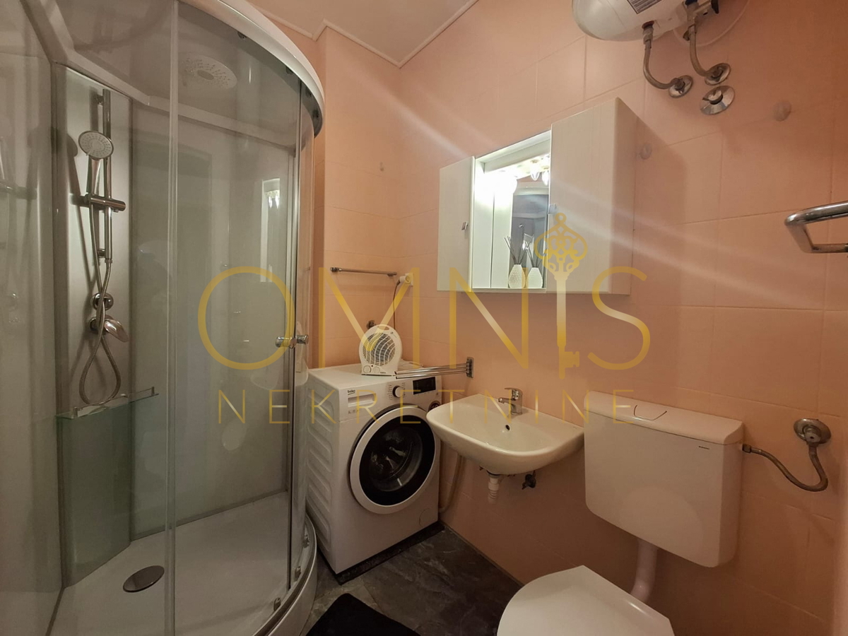 OPATIJA CENTER – čudovito 1S+DB stanovanje 43 m², 50 m od morja, pogled na morje!