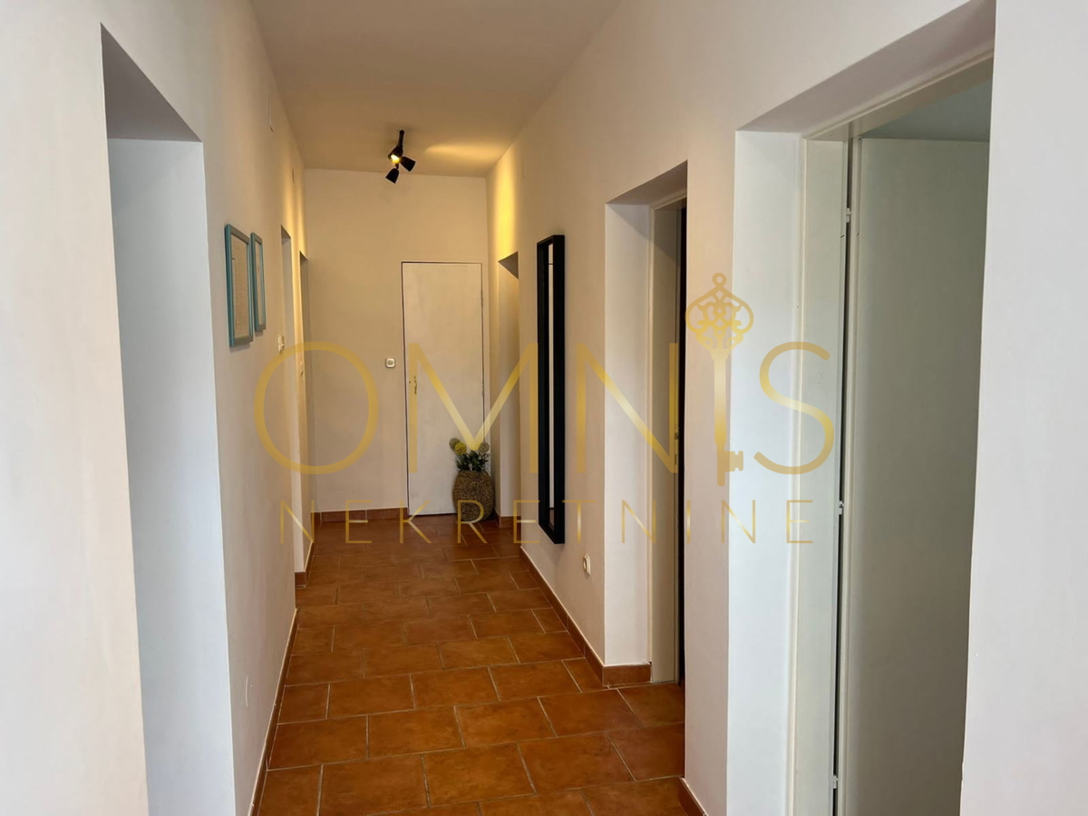 Crikvenica, 4-sobno stanovanje, 100 m2, prodaja!
