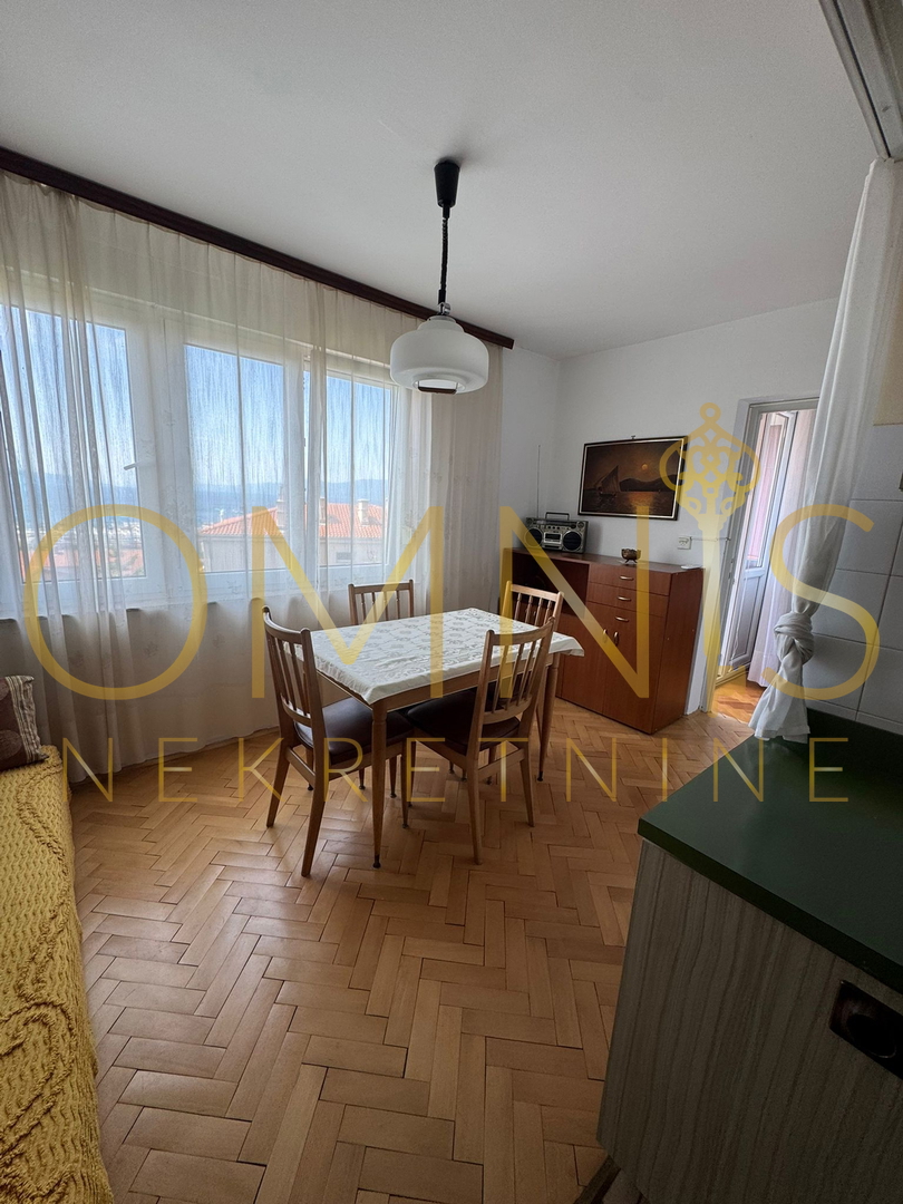 RIJEKA, PODMURVICE – Trosobno stanovanje z balkonom in pogledom na morje, 68 m²