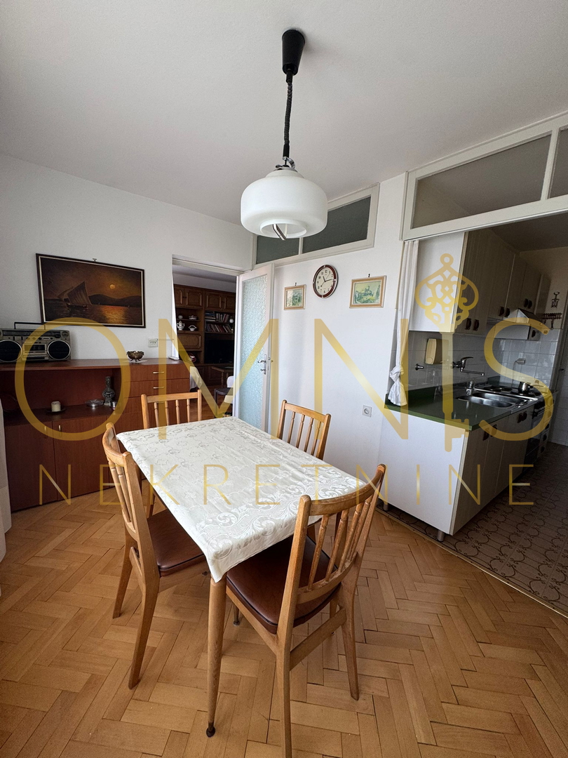 RIJEKA, PODMURVICE – Trosobno stanovanje z balkonom in pogledom na morje, 68 m²
