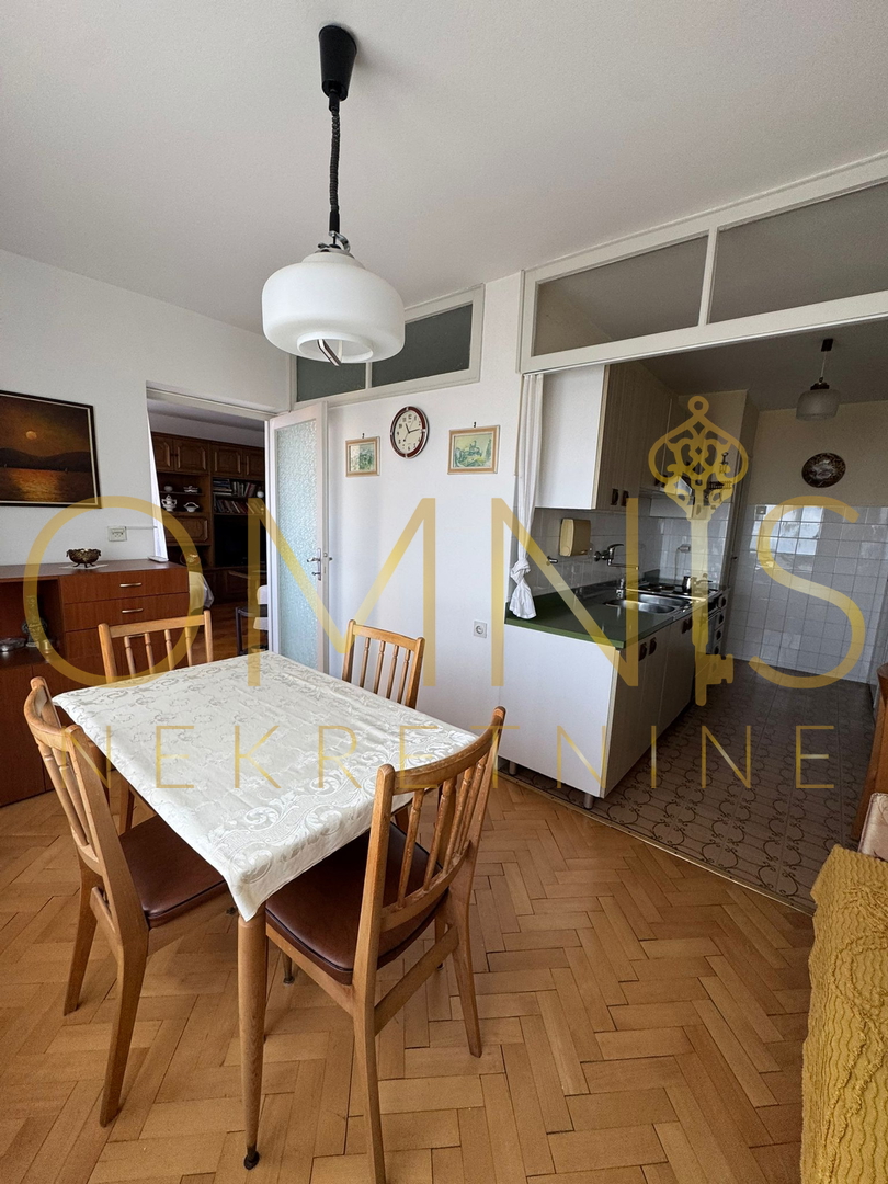 RIJEKA, PODMURVICE – Trosobno stanovanje z balkonom in pogledom na morje, 68 m²