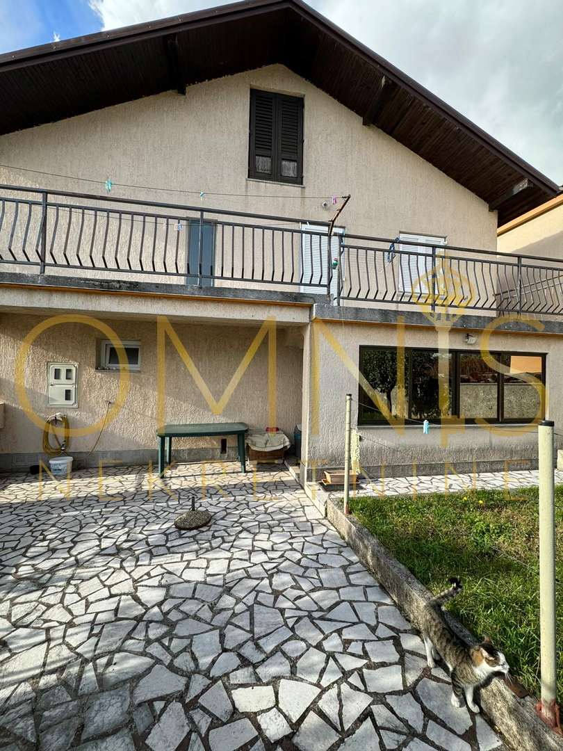 Rijeka, Pulac - Samostojna hiša, 159m2 + 70m2 dvorišče, garaža