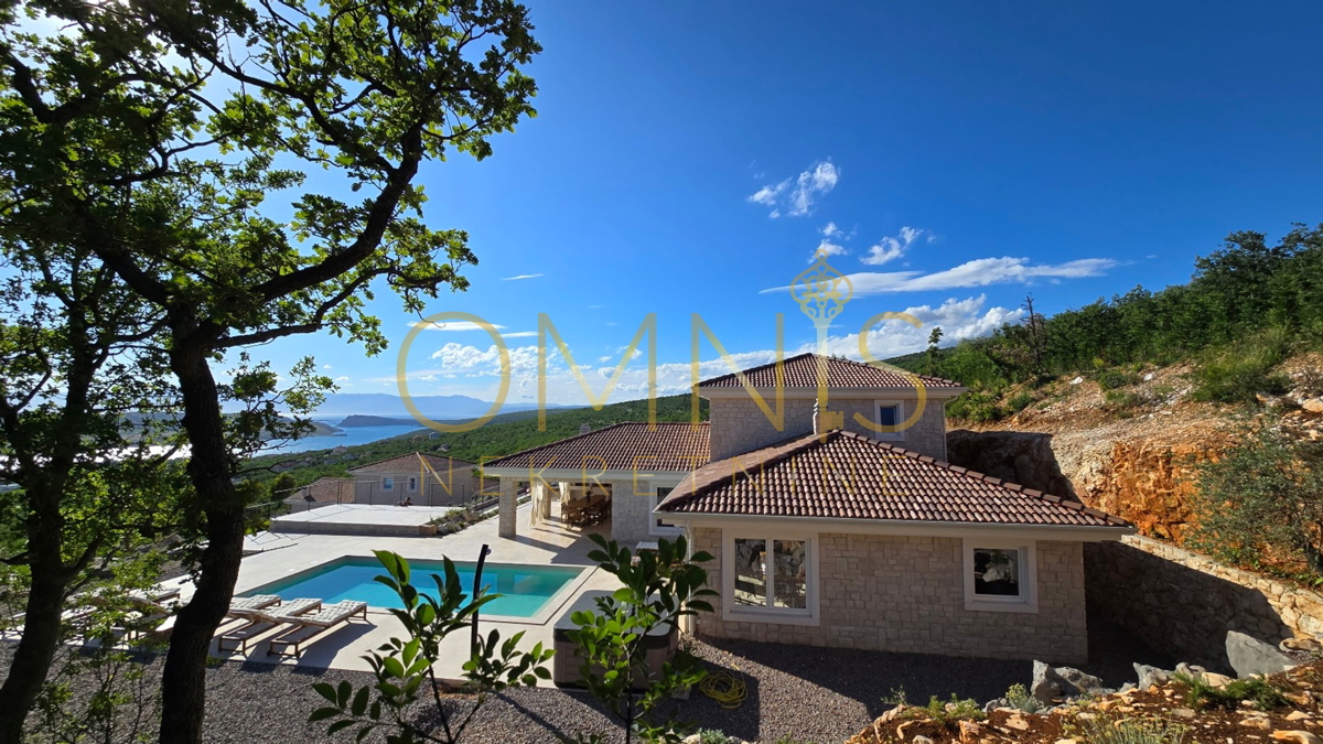 Crikvenica, Jadranovo - Luksuzna vila s bazenom  
Crikvenica, Jadranovo - Luksuzna vila s bazenom