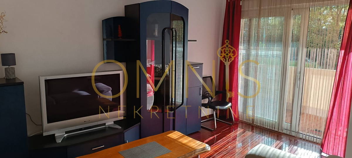 Stan Rijeka, Srdoči, 57 m² – parkirišče, terasa, novejša gradnja