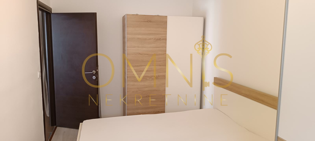 Stan Rijeka, Srdoči, 57 m² – parkirišče, terasa, novejša gradnja