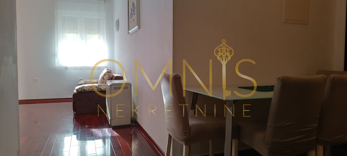 Stan Rijeka, Srdoči, 57 m² – parkirišče, terasa, novejša gradnja