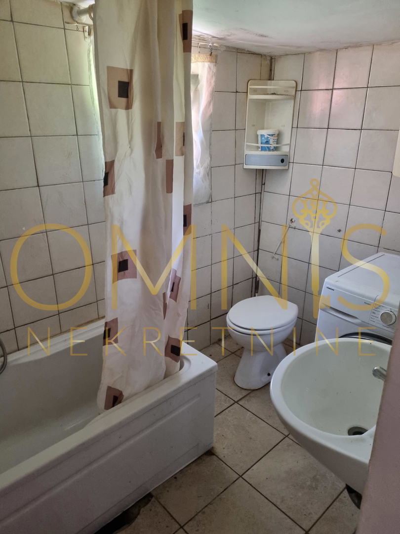 Kastav, hiša 200 m2, začeta gradnja, prodaja!