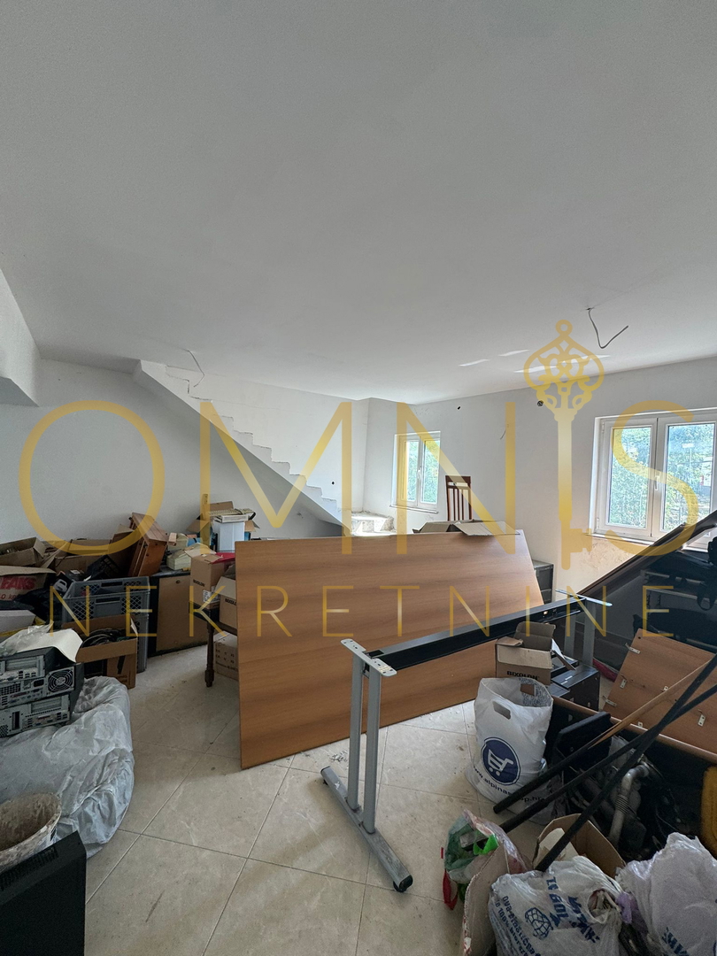 Dvoetažno stanovanje – 102 m², v surovi gradnji, odličen potencial