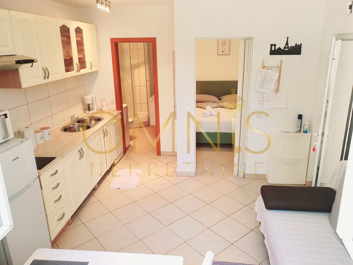 Opatija – stanovanje 22,5 m² s teraso in ločenim vhodom