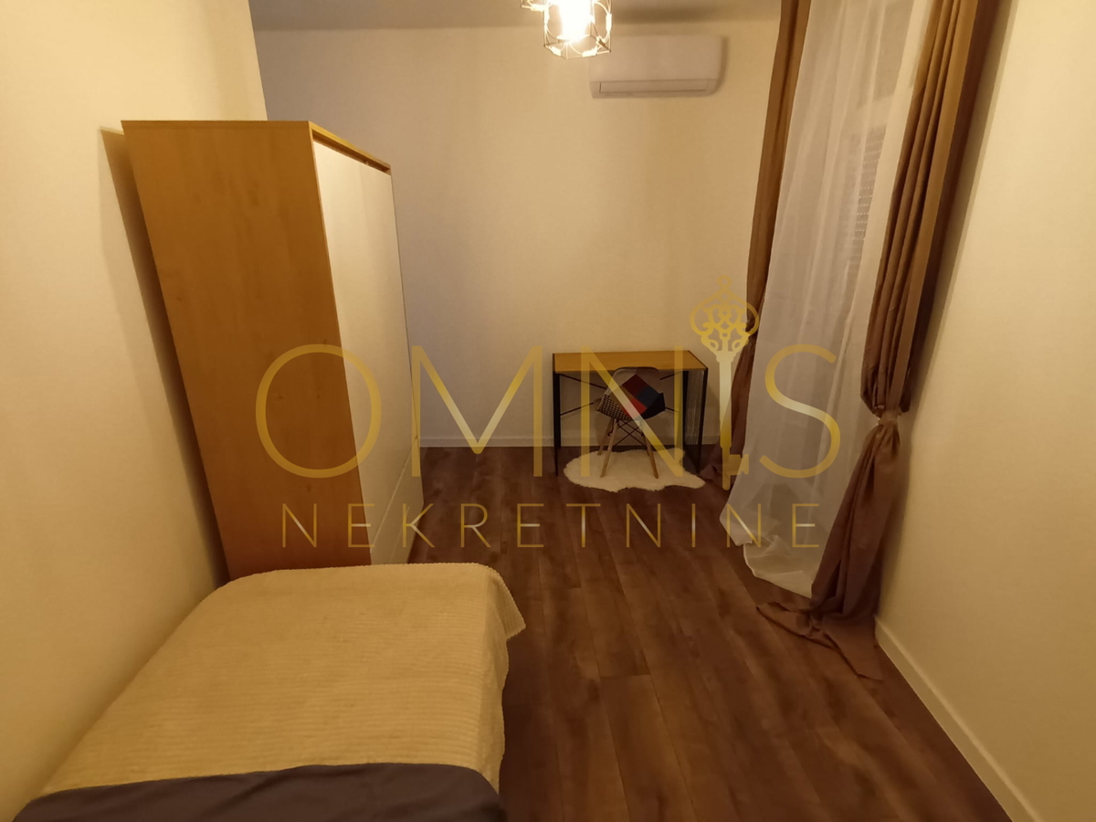 RIJEKA – CENTER, adaptirano stanovanje 4S+DB z velikim balkonom, 98 m²