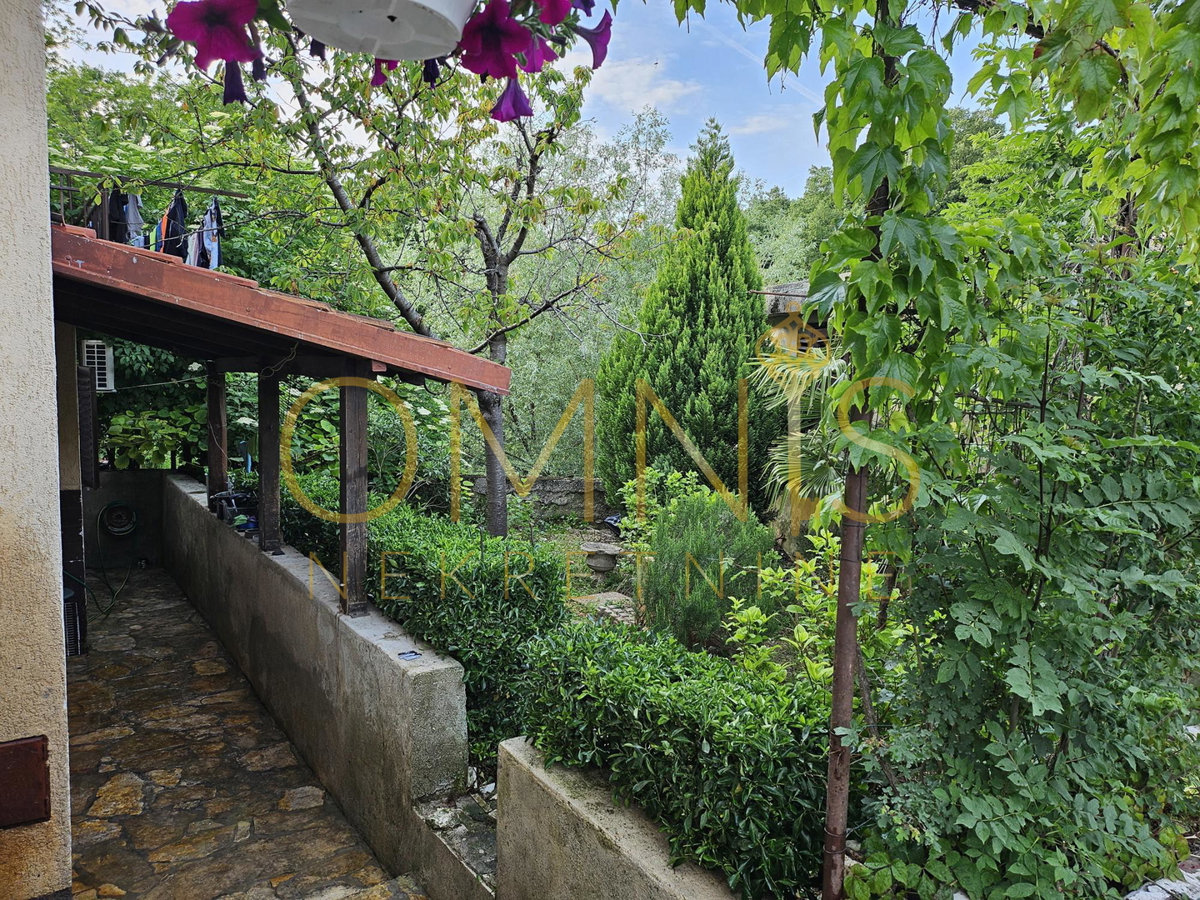 Samostojna hiša z vrtom – Viškovo, Marčelji (119 m²)