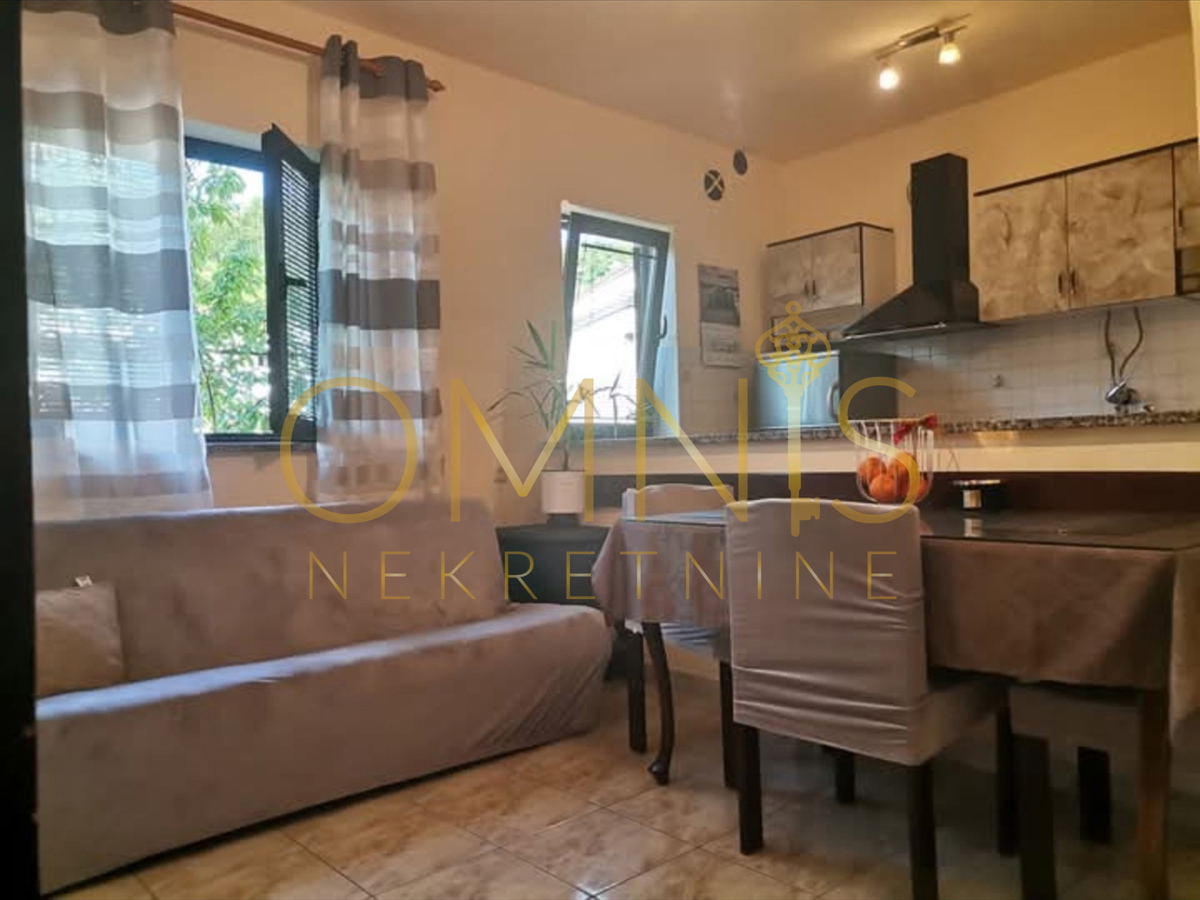 Samostojna hiša z vrtom – Viškovo, Marčelji (119 m²)