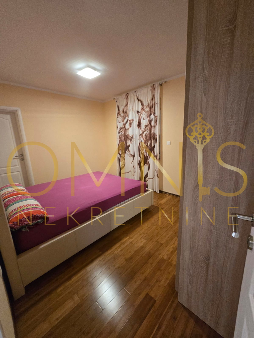 Crikvenica, 2S+DB, 100 m2, 3 parkirna mesta, prodaja!