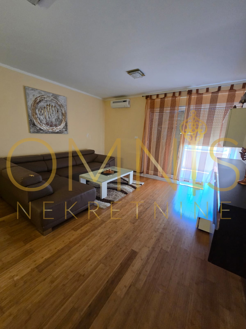 Crikvenica, 2S+DB, 100 m2, 3 parkirna mesta, prodaja!