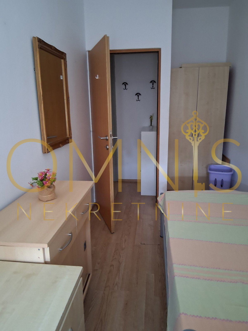 Rijeka, Školjić – trisobno stanovanje 67 m², 1. nadstropje, odlična lega